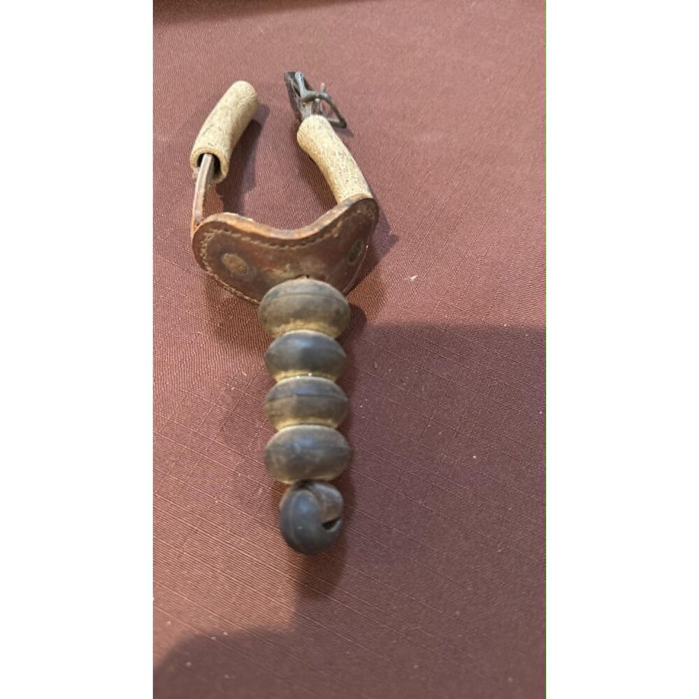 Petit-Type Screw Tourniquet